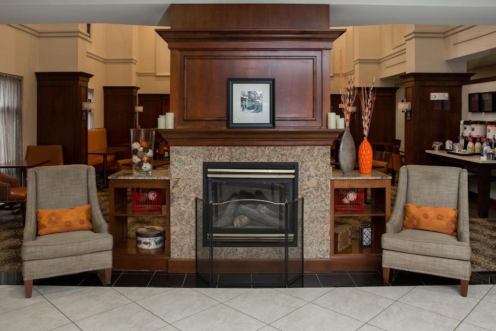 Hampton Inn Raynham-Taunton Экстерьер фото