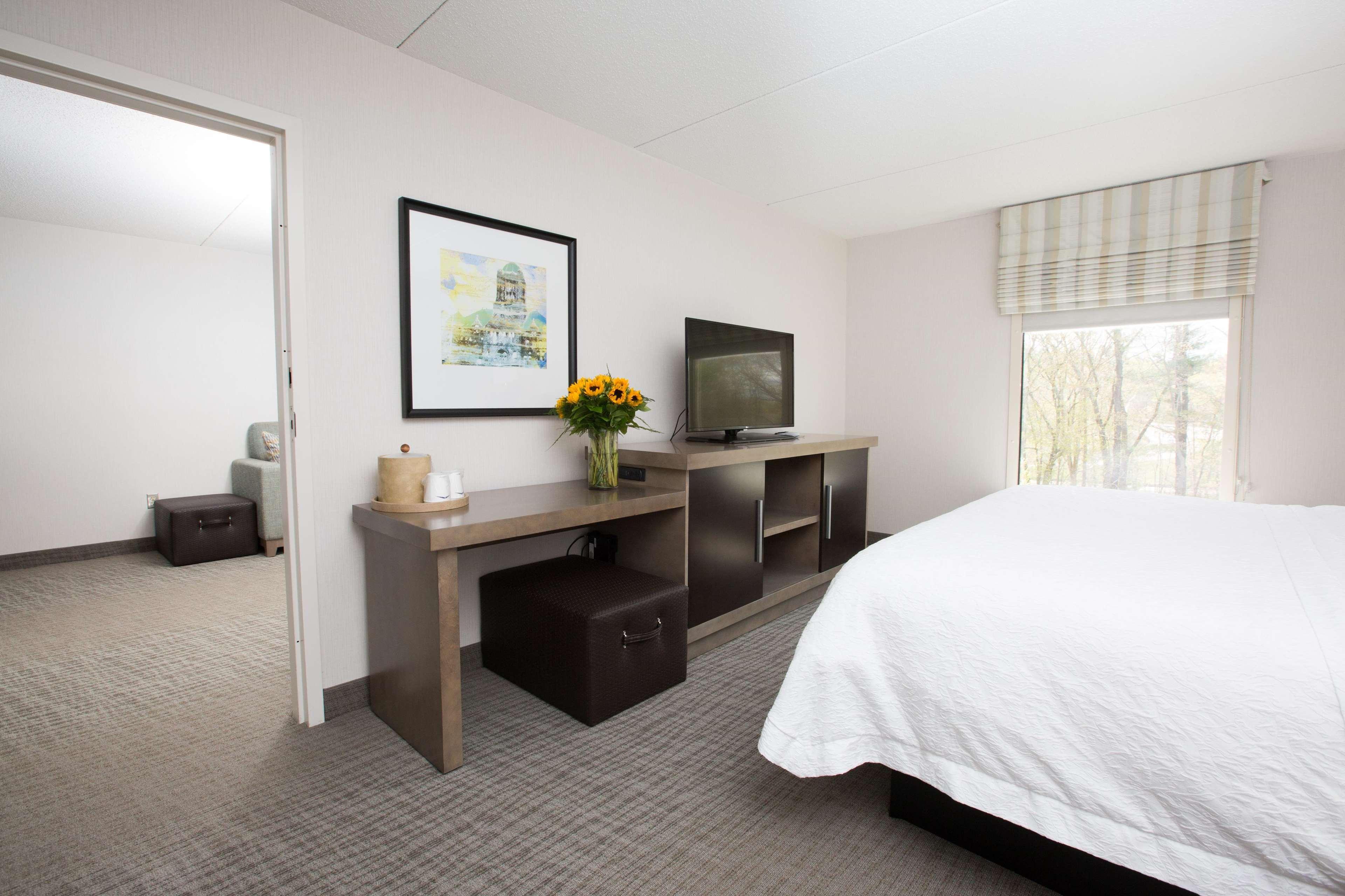 Hampton Inn Raynham-Taunton Экстерьер фото
