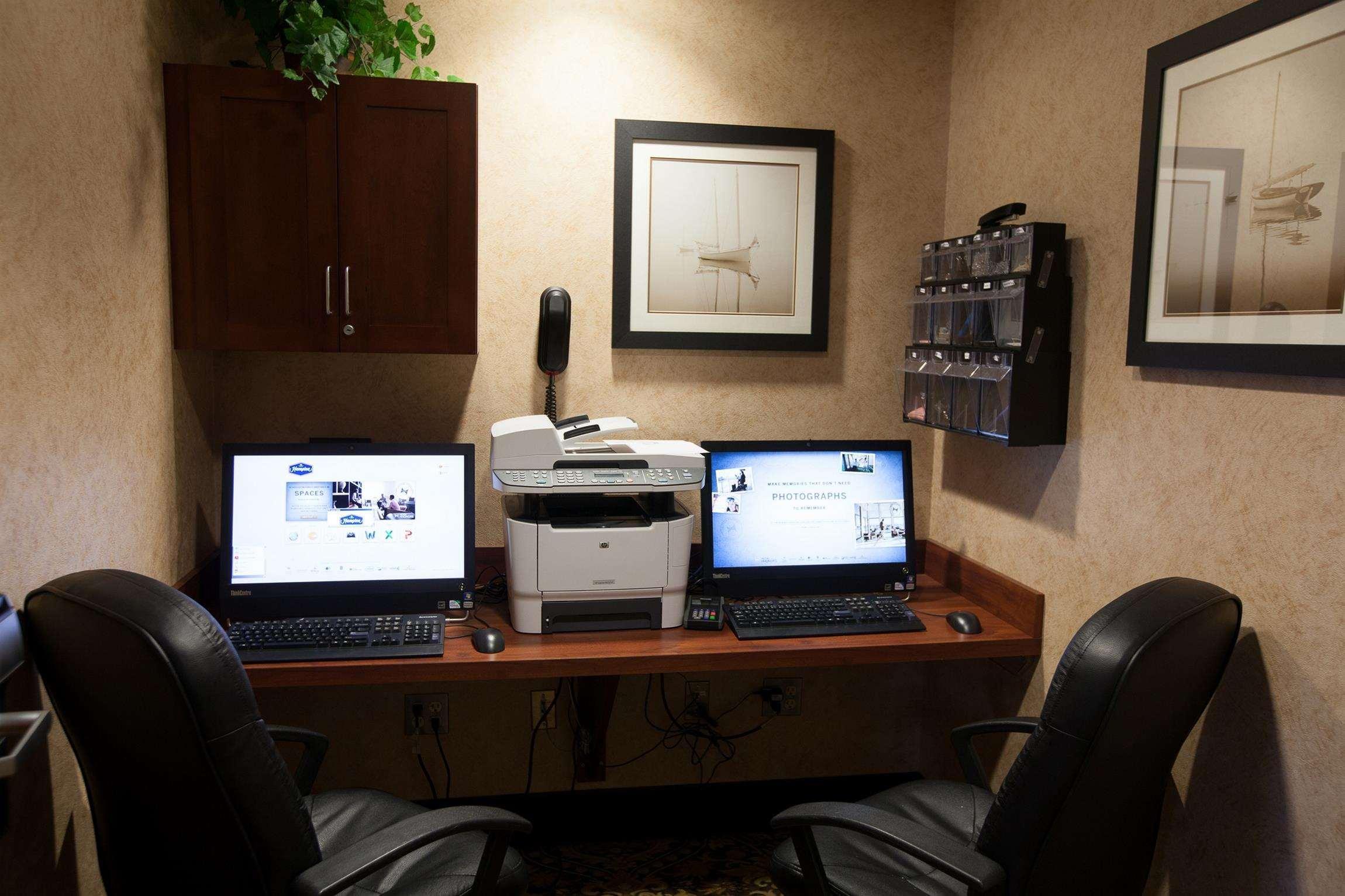 Hampton Inn Raynham-Taunton Экстерьер фото