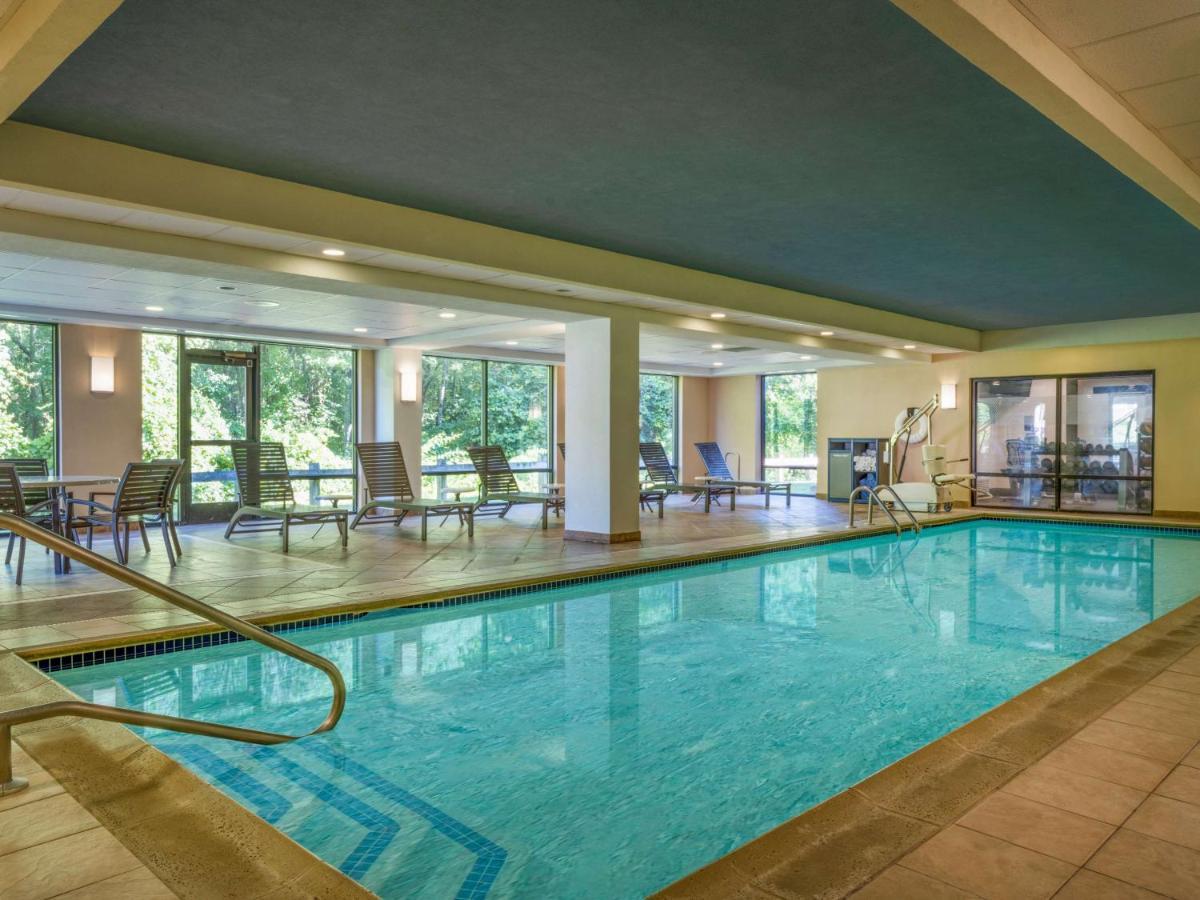 Hampton Inn Raynham-Taunton Экстерьер фото